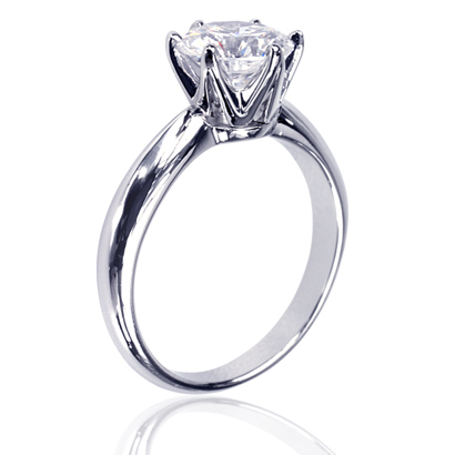 Alicia Key 39s engagement ring This is a similar engagement ring by Diamond