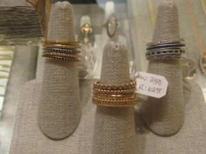 ilaandi-wedding-bands
