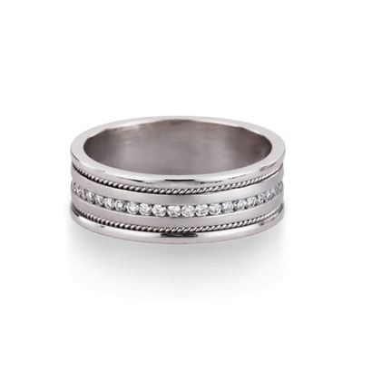 Male wedding bands often tote elegance but with a masculine simplicity 