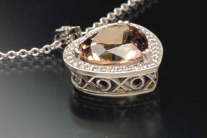 Ivan-Segal-heart-pendant-detail-sm Ivan-Segal-heart-pendant-detail-sm