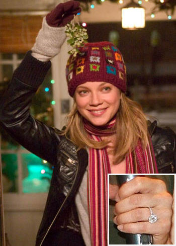 amy-smart-engagement-ring