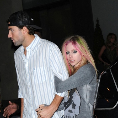 Bordy Jenner -Avril Lavigne engagement ring