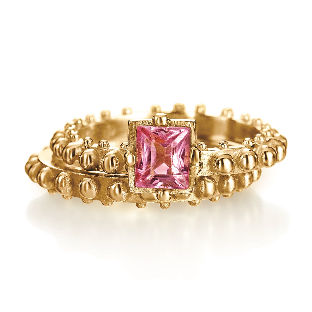 delphine_boheme_offrect_pinktourm_gold_flat_set-2