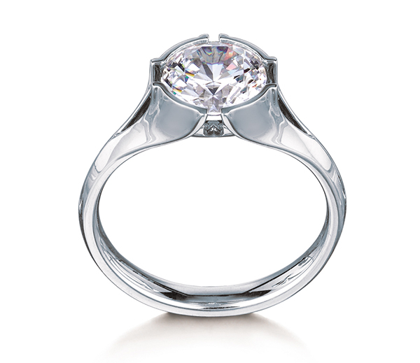 maevona-capricorn-engagement-ring