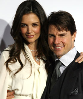 http://www.yourengagement101.com/daily-101/files/2009/06/tom-cruise-katie-holmes.jpg