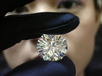 How to Buy a Diamond
