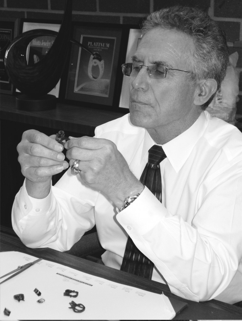 Mark Schneider