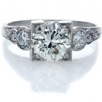 Engagement Ring Shopping Tips for the Holiday Season