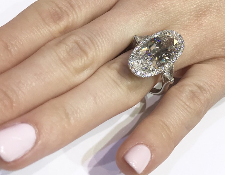 8 Ring Trends Seen at Vegas Jewelry Week 2017 Engagement 101