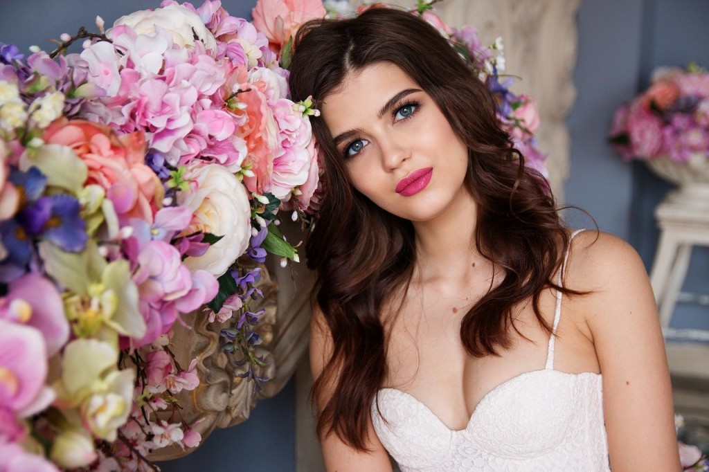 8 Everlasting Floral Engagement Rings