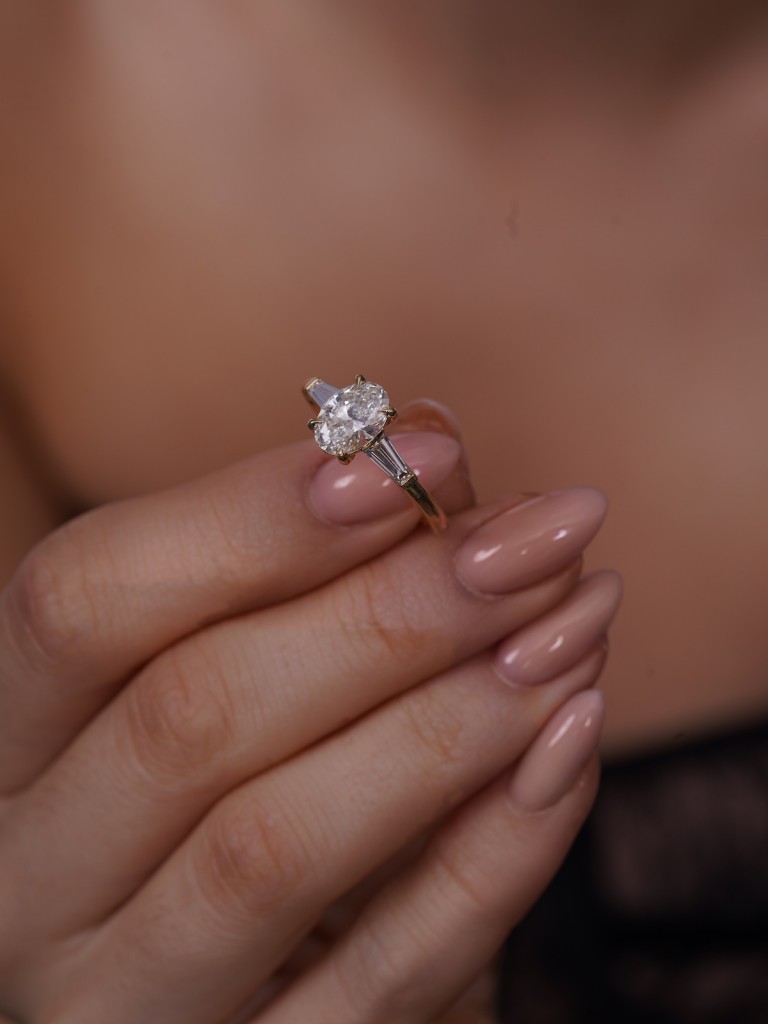 18Karats - oval ring